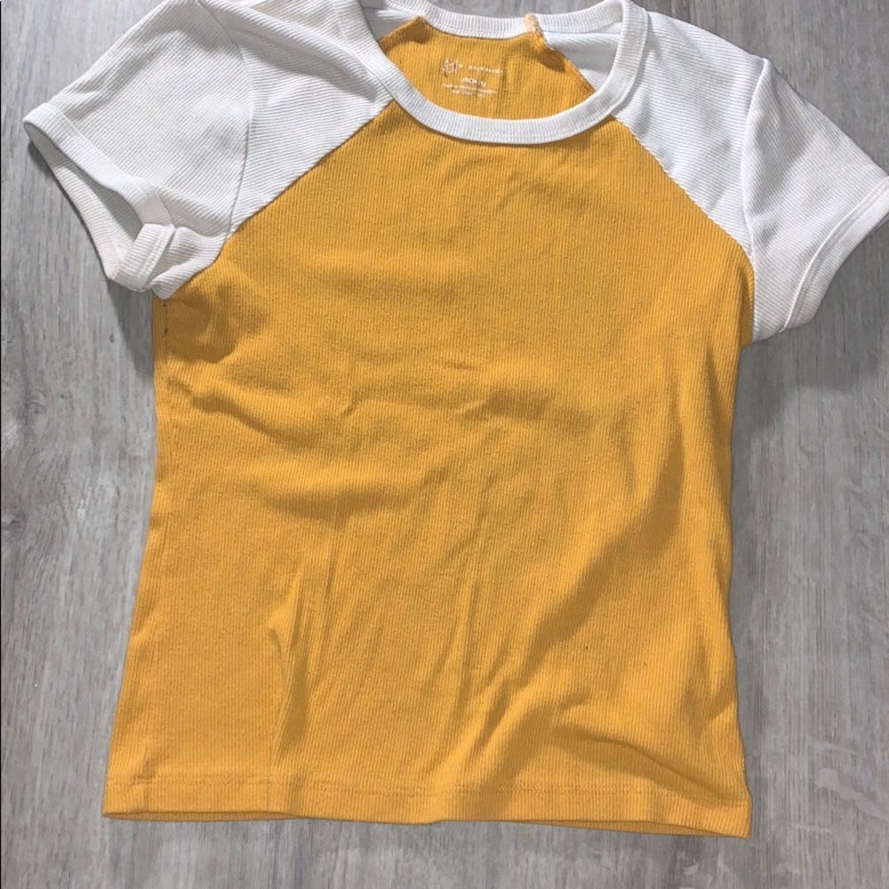 No boundaries crop top